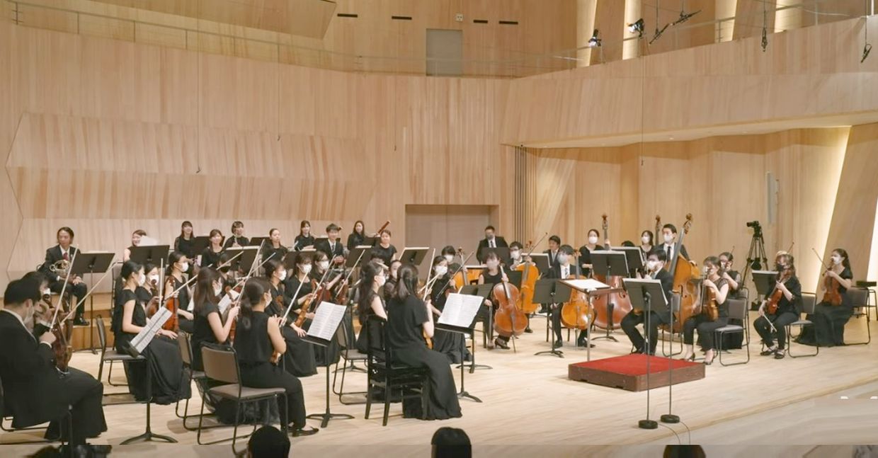 Струнный оркестр «Тохо Гакуэн»